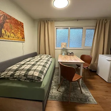 Lägenhet Ruhige Gartenwohnung *