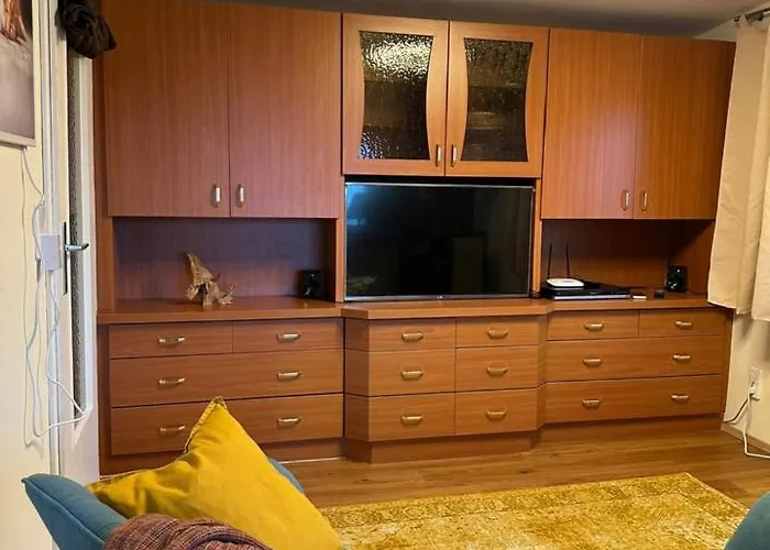 Ruhige Gartenwohnung Lägenhet *